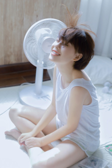 卖房子的女人第二季
